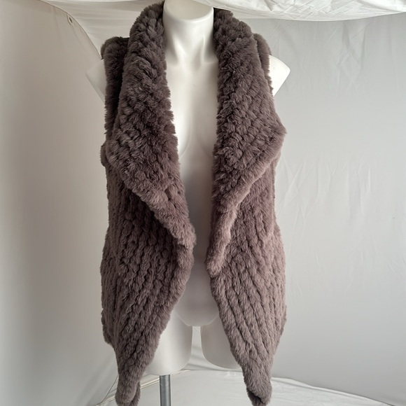 Love Token gray vegan fur open cardigan vest